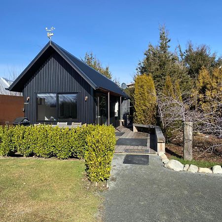 Black Beech House With Stunning Outdoor Bath Lake Tekapo Ngoại thất bức ảnh