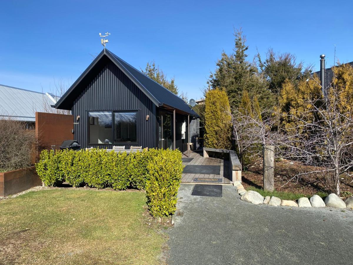 Black Beech House With Stunning Outdoor Bath Lake Tekapo Ngoại thất bức ảnh